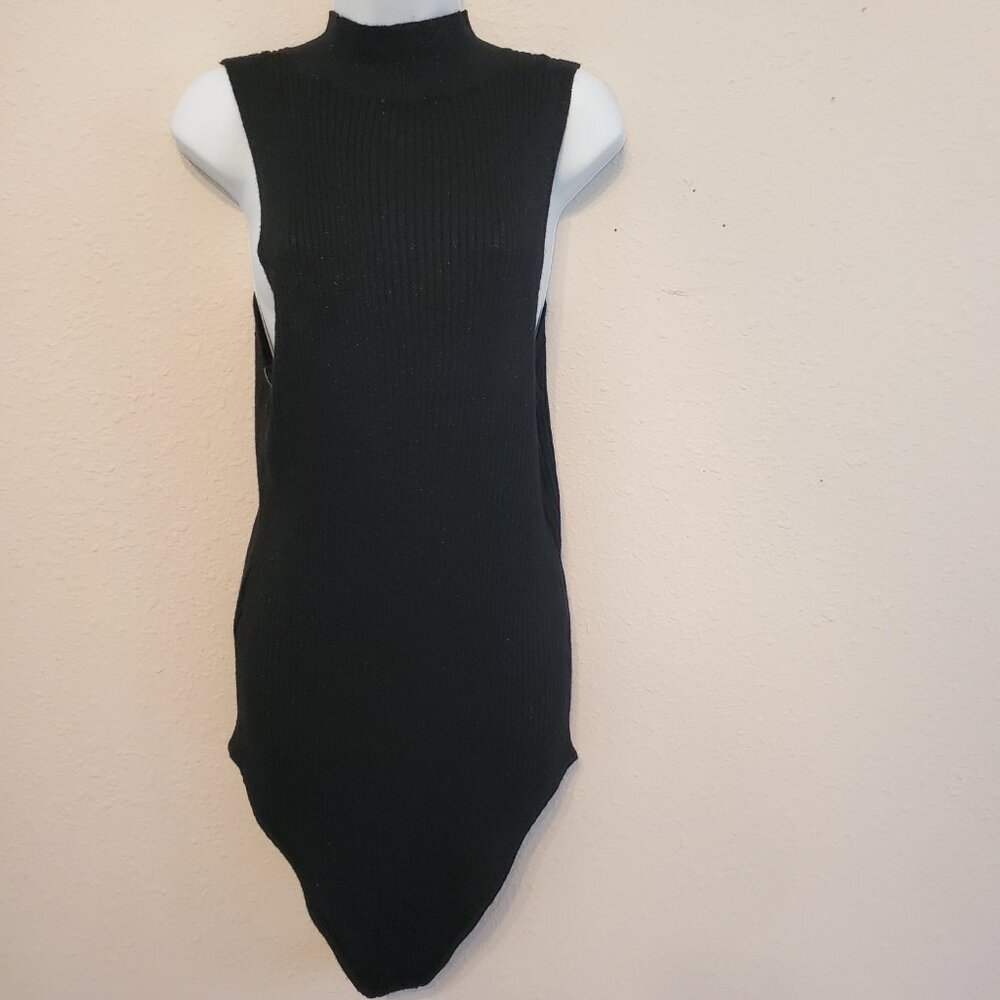 NWT On 34th Women's Sleeveless Top Sweater Bodysuit Mock Neck Size XXL.